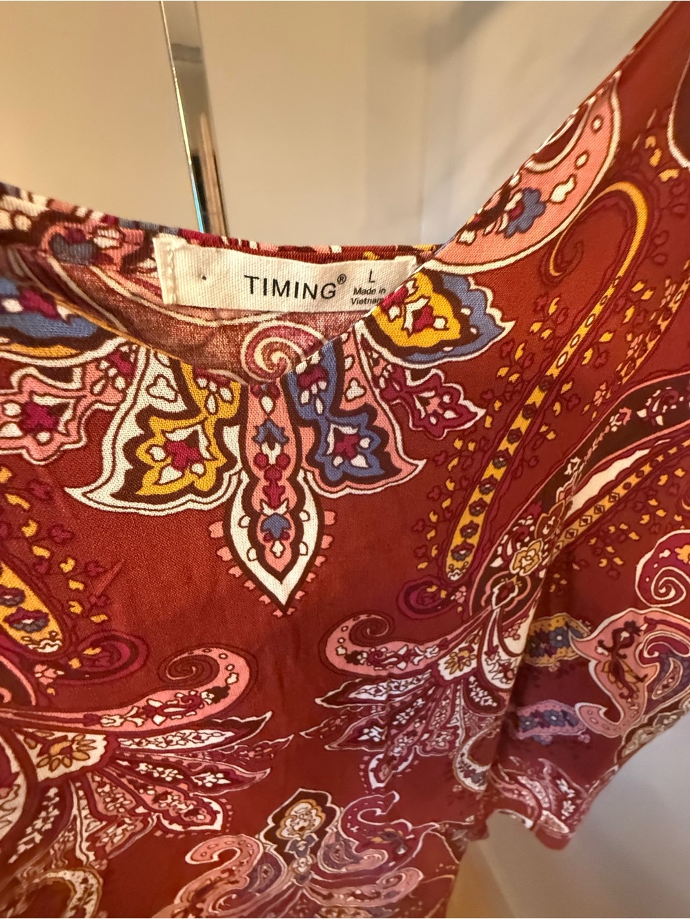 TIMING Women's Rust Red Paisley Short Sleeve Tunic